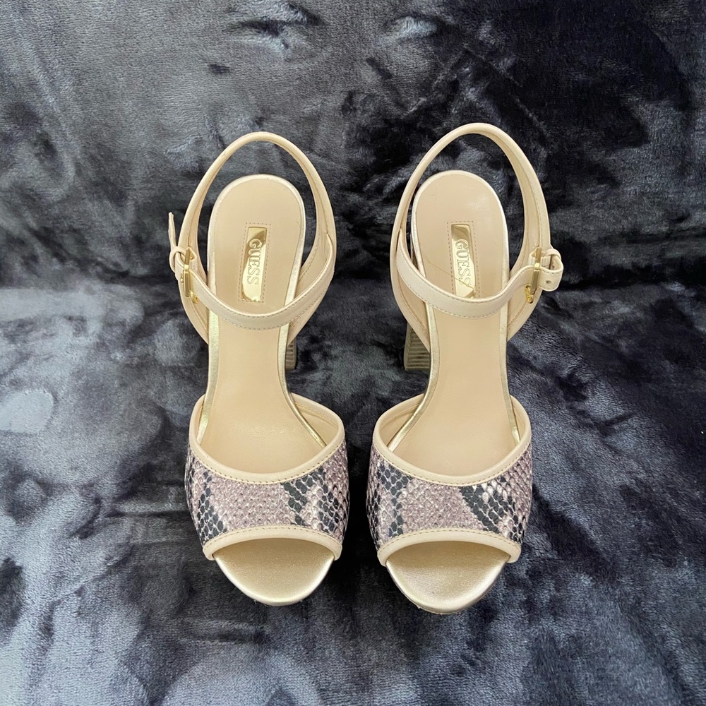 Guess High Heels Sandals with Animal Print Sz 7